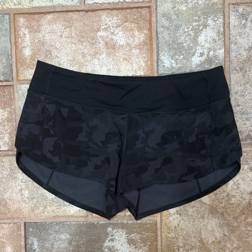 Lululemon | Speed Up 2.5” Inseam Incognito Camo Multi Gator Green Black size 8